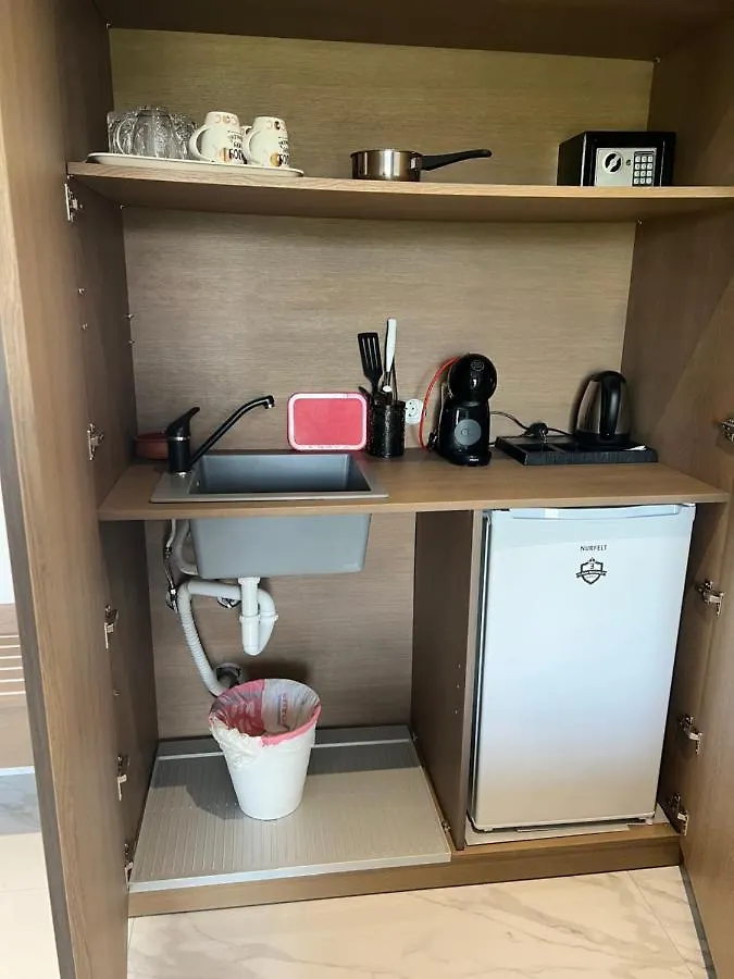 Gasthof V Luxury Suites Pefkochori